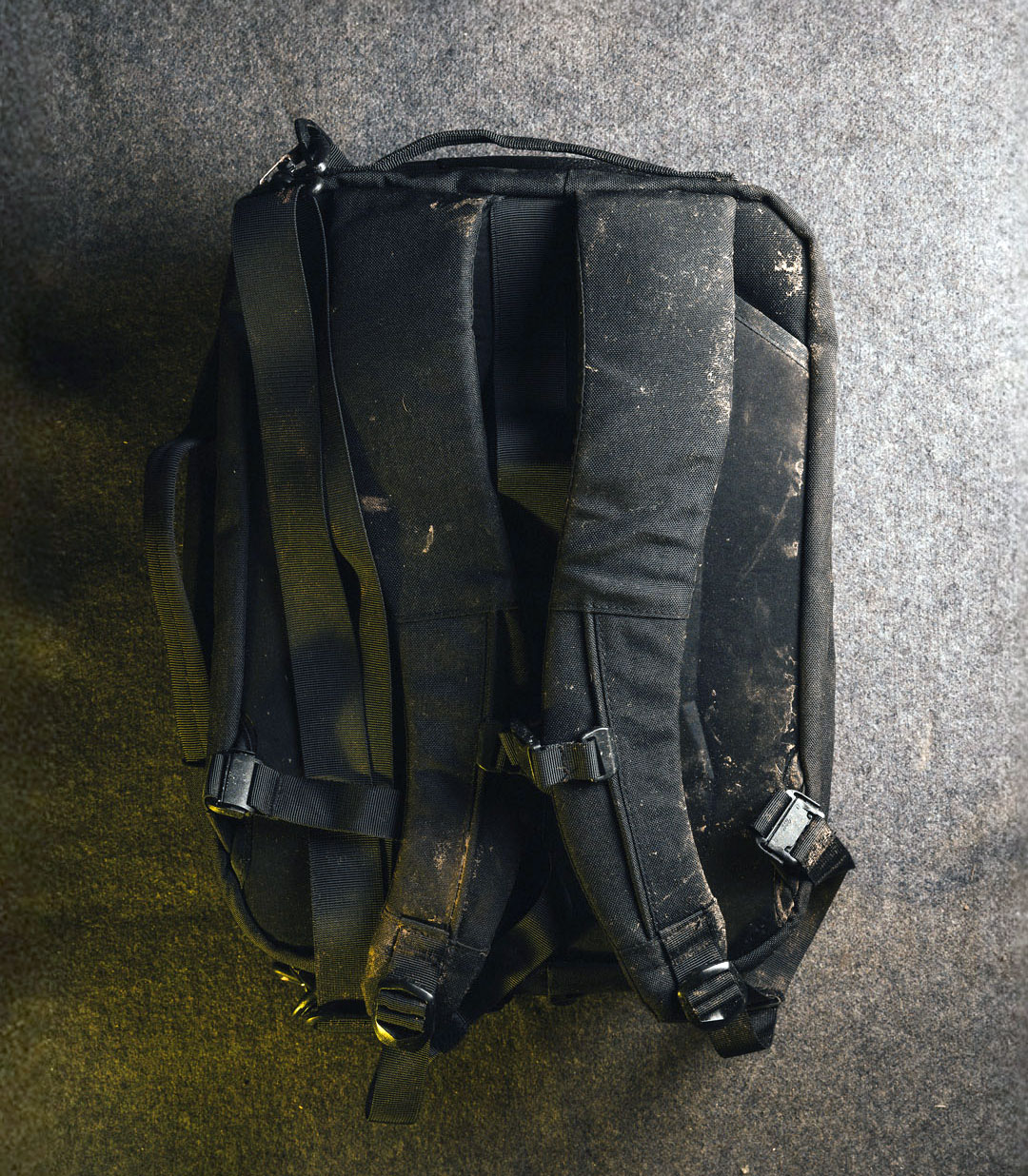Military 1st: STOIRM Messenger Bag 02