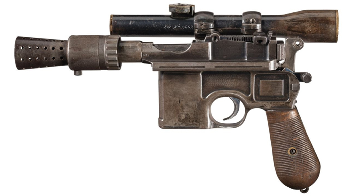 Star Wars DL-44 Heavy Blaster Pistol 04