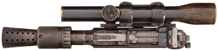 Star Wars DL-44 Heavy Blaster Pistol 06