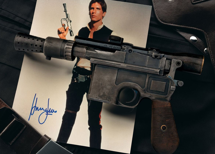Star Wars DL-44 Heavy Blaster Pistol 09
