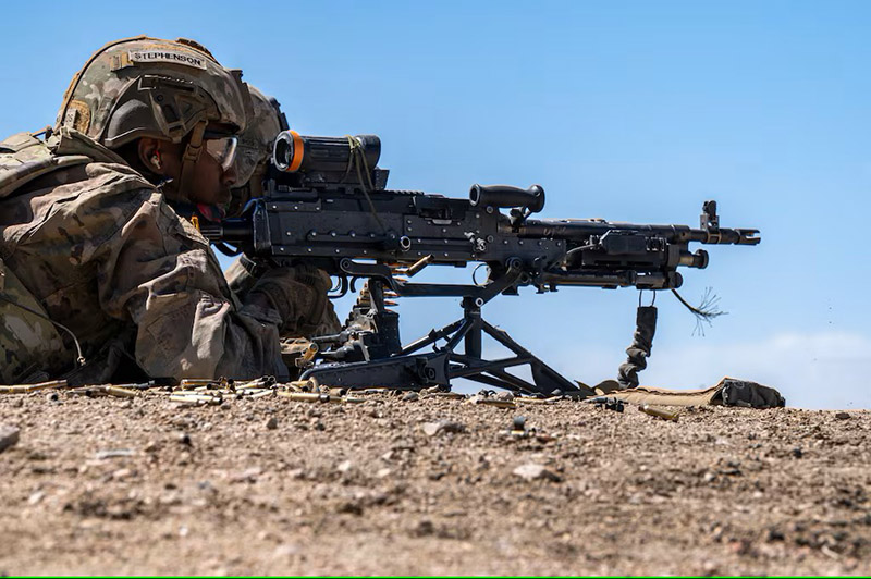 4th Infantry Division soldiers train with M240 machine guns at Fort Carson, April 19, 2023. (Photo by: Capt. Tobias Cukale/U.S. Army)